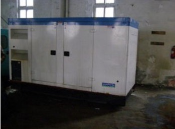 凤凰康明斯150kw大型柴油二手发电机组 凤凰康明斯150kw大型柴油二手发电机组